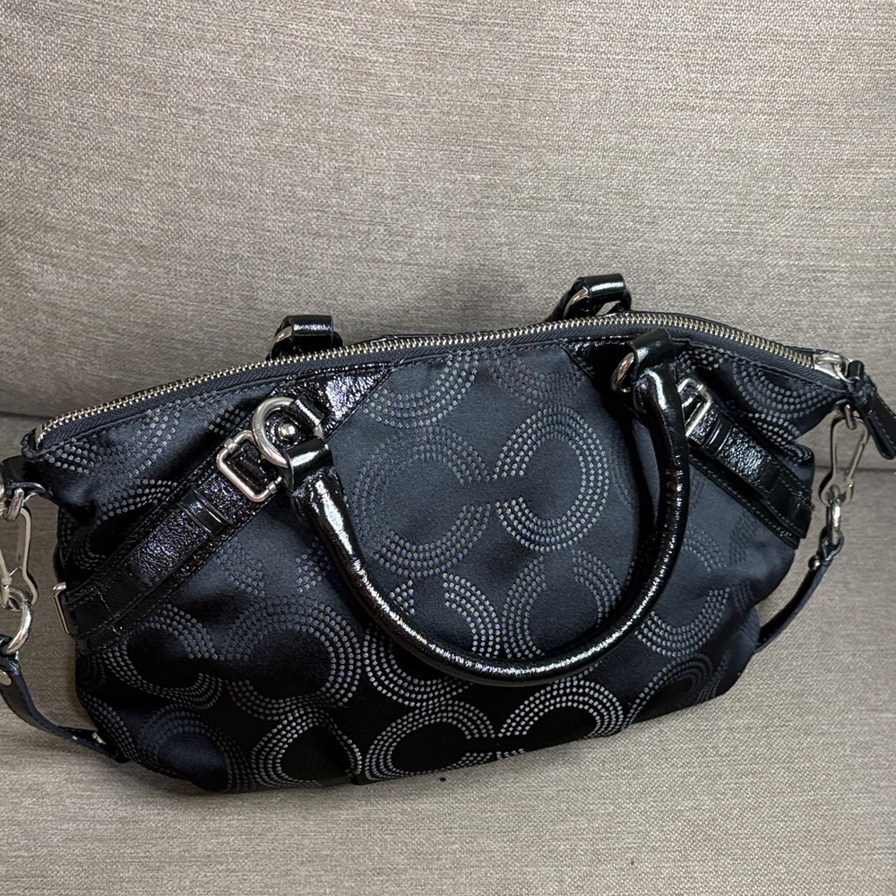 Coach Black Signature Dome Satchel with Patent Trim - Picture 4 of 12